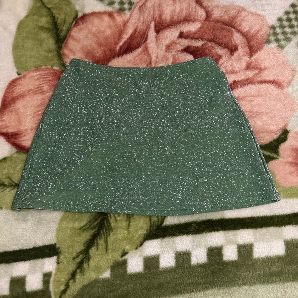 Victoria’s Secret PINK Green Glitter Mini Skirt Swim Cover. NWT. Size S.